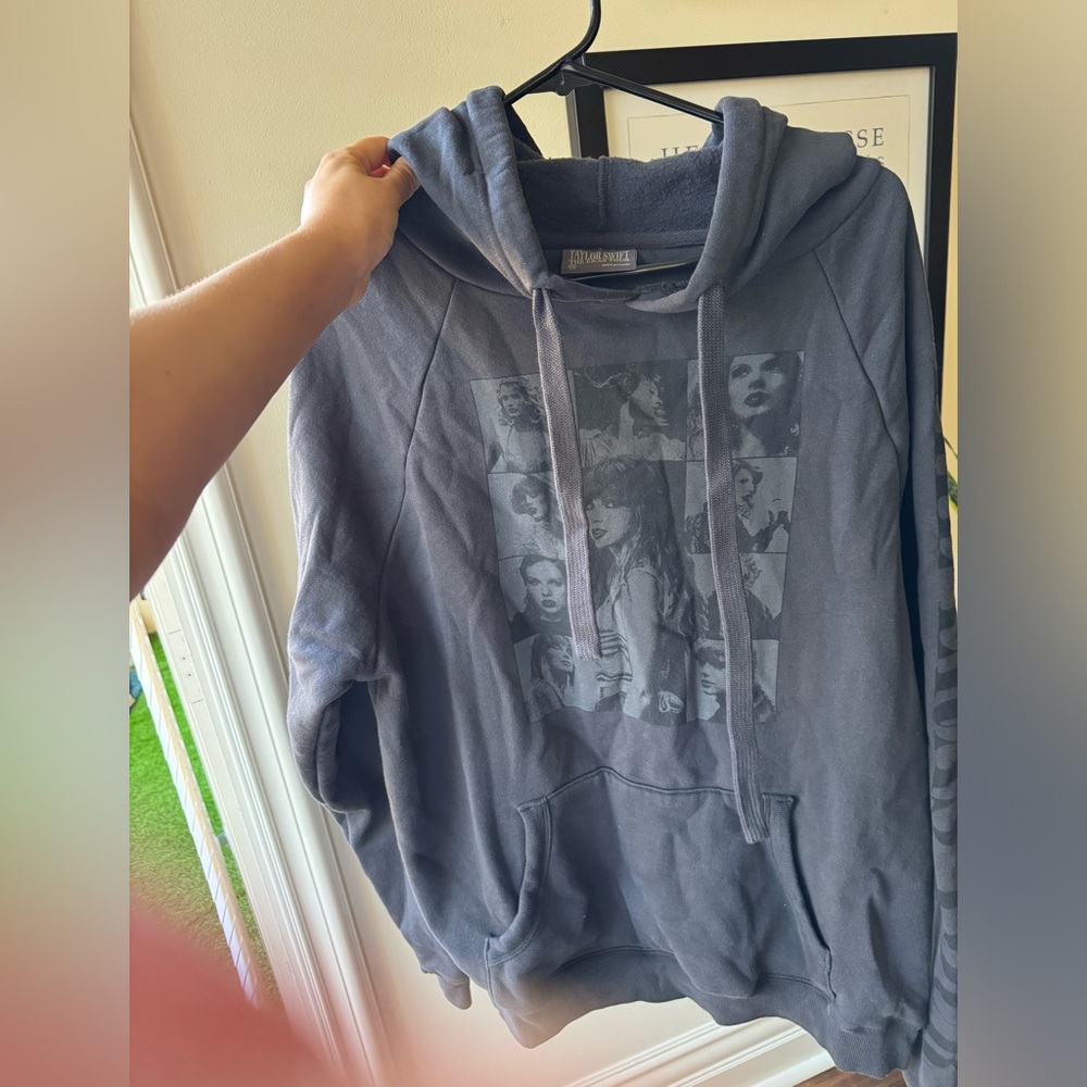 Taylor Swift Eras Tour hoodie sweatshirt. Oversized.